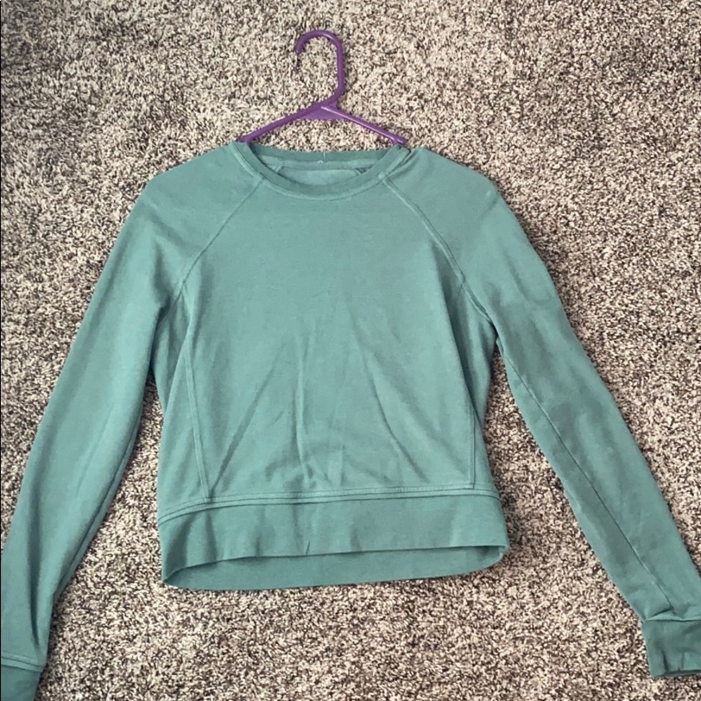 Lululemon crewneck